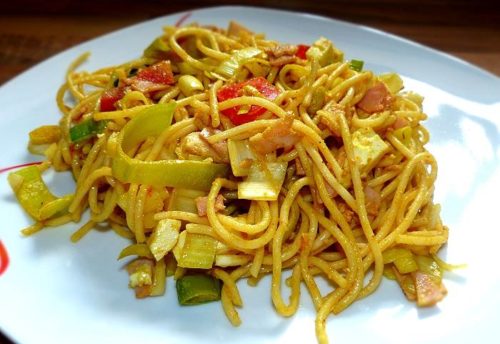 Chinesischer Spaghettisalat